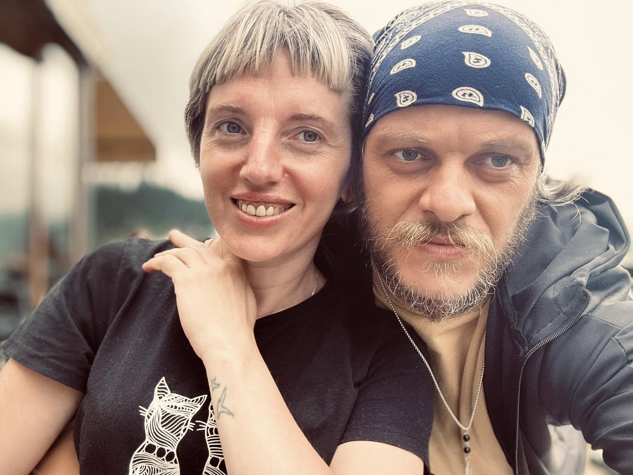 2 2